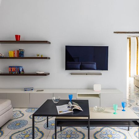 Leticia'S Apartment By Wonderful Italy Naples Exterior photo